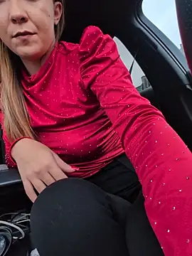 Risky_girl23's cam snapshot