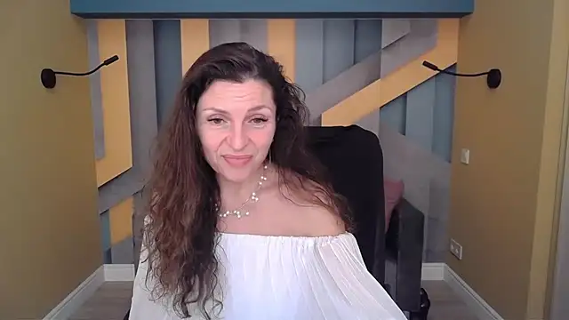 EllaLong's cam snapshot