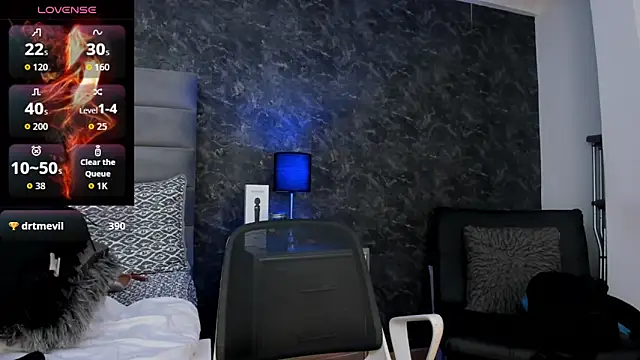 Bella_Evans_'s cam snapshot