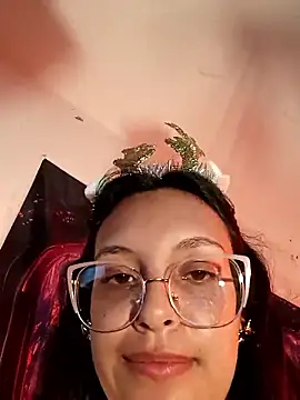 MiaStarts live sex cam