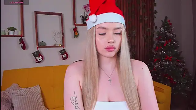 AvroraGoldie's cam snapshot