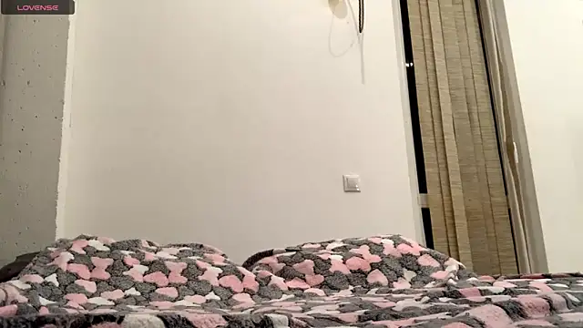 MistikMinx's cam snapshot