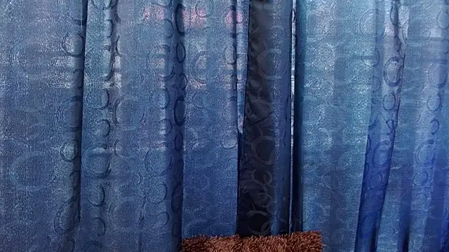 bella_volup's cam snapshot