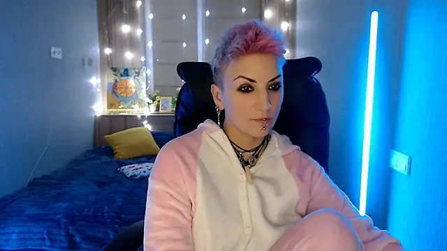 Sweet-n-Strong live sex cam