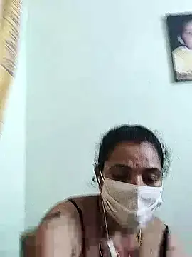 bhavyasri_55's cam snapshot