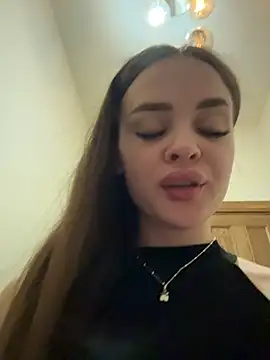 KristiRich live sex cam