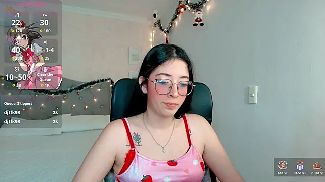 emmalove_doll's cam snapshot