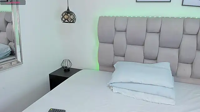 Zoe_Cambell's cam snapshot