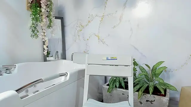 emy_lau's cam snapshot