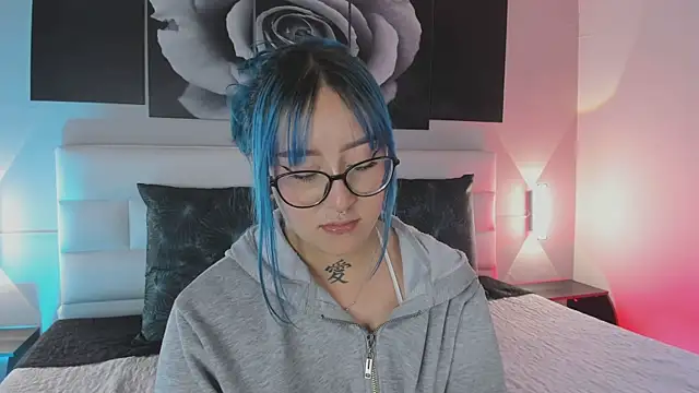 sofi_bakerr's cam snapshot