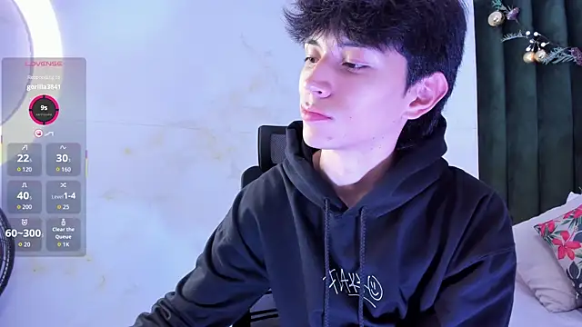 Aron_valverde live sex cam