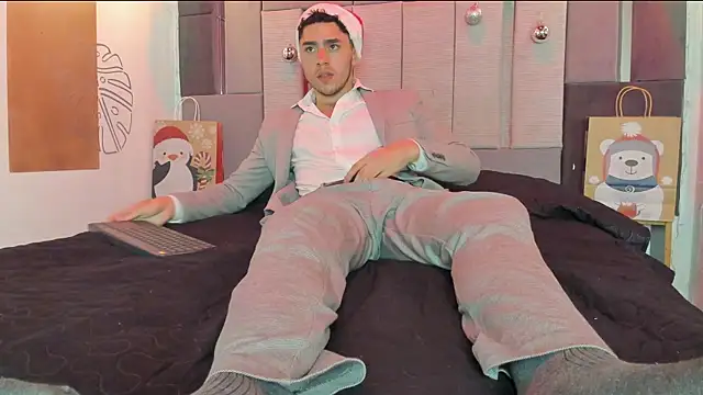 LiamNovak live sex cam