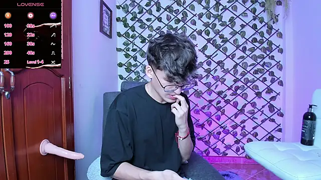 bellmontneon live sex cam