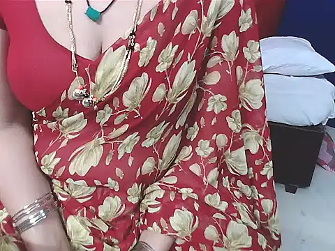 sunitha-3 live sex cam