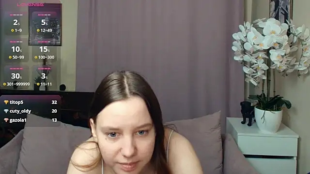 EdinaCordner live sex cam