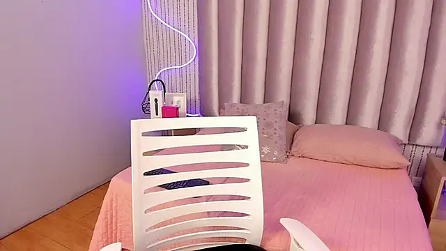 SamanthaPeachss's cam snapshot