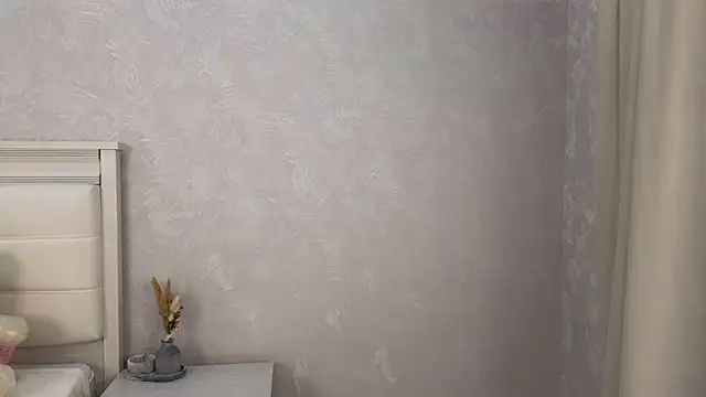 YvonneShames live sex cam