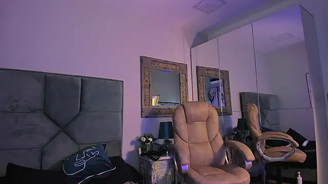 Mr_Strike live sex cam