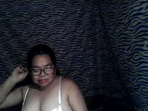 cris_tita's cam snapshot