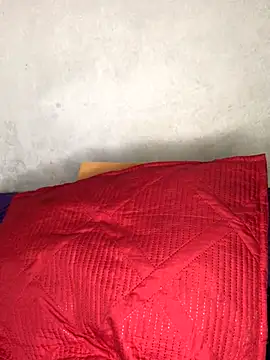 luisahot_9727's cam snapshot