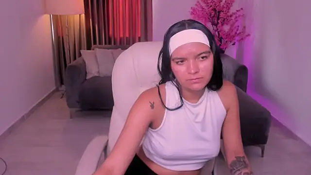 sara_jjones's cam snapshot