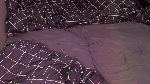 Emy_Kamy live sex cam