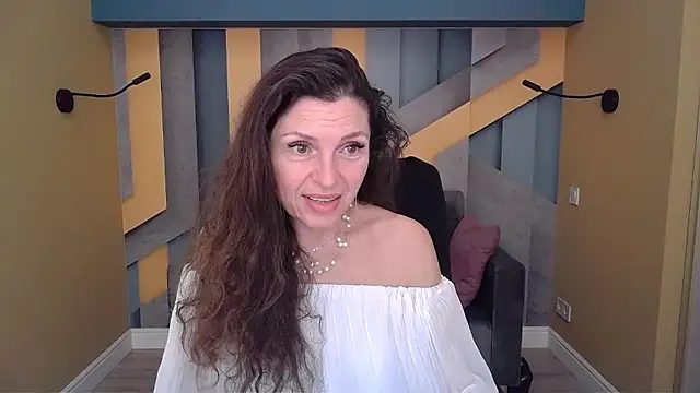 EllaLong's cam snapshot