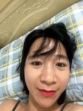 Elly-y's cam snapshot