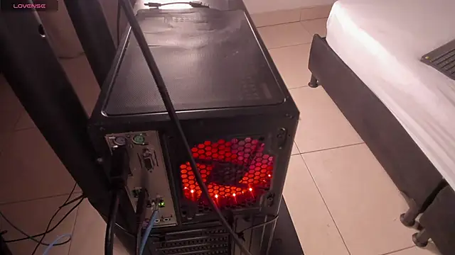 Lea_Hunter_'s cam snapshot