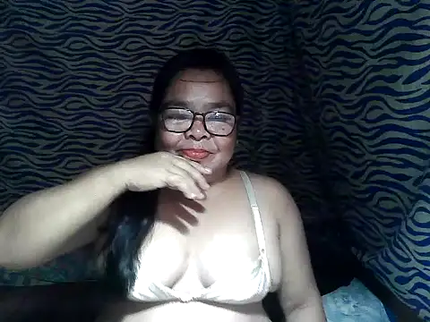 cris_tita's cam snapshot