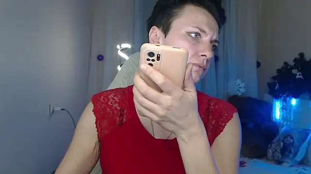 AvaSaturnian's cam snapshot