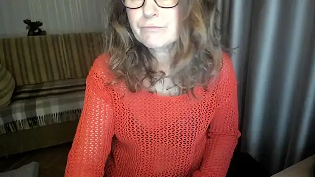 lauraoven's cam snapshot