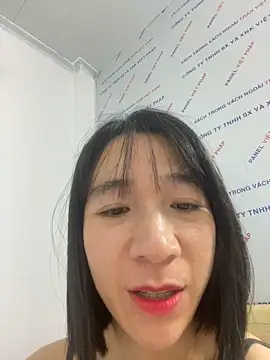 Elly-y's cam snapshot