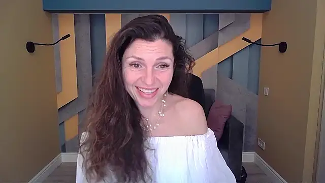 EllaLong's cam snapshot