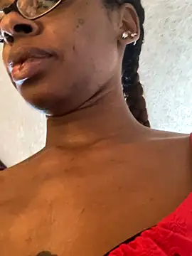 Jasmine_FullsShine's cam snapshot