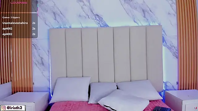 Iris_Thompson_'s cam snapshot