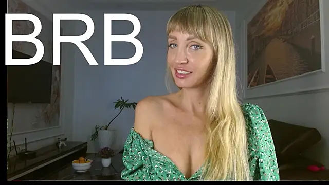 Helen_bb's cam snapshot