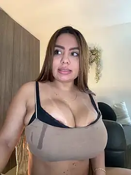 valeria2019hot live sex cam