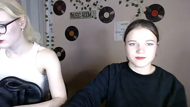 Riya_Vip's cam snapshot