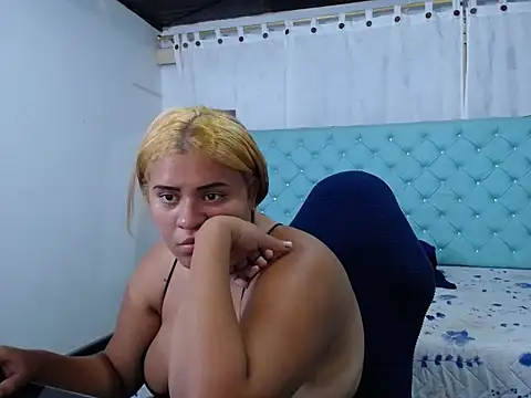 natalia_bigboobs25's cam snapshot