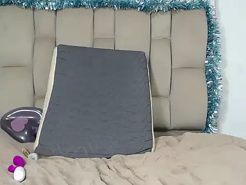 amy_swann's cam snapshot