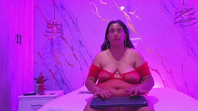 evelyn_harpeery's cam snapshot