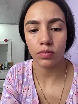 Marianahb-e live sex cam