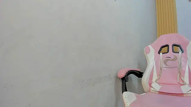 lunay_bigcock420's cam snapshot