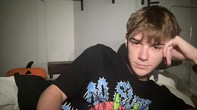 Milk_Guy's cam snapshot