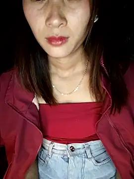 Em_xinh01's cam snapshot