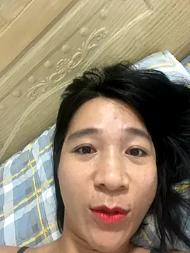 Elly-y's cam snapshot