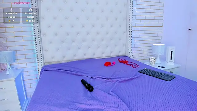 kylie_wilsson's cam snapshot