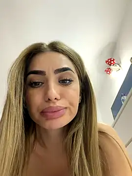 KaseyQuinn_'s cam snapshot