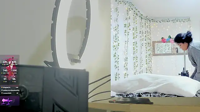 Ashley__Jones__'s cam snapshot